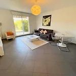 Rez De Jardin, Residence Neuve, Tout A Pieds