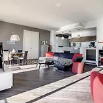 Un Palais Au Prix D'Un 3 Etoiles