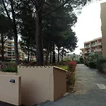 Les Embruns