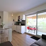 Appartement Climatise Bord De Mer Palm Beach Avec Grande Terrasse