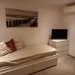 Cosy Studio Clim Mer 1Mn