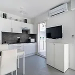 Appartement Situe A 1 Min De La Croisette