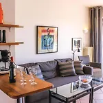 Awesome Apartment In Juan-Les-Pins With 1 Bedrooms And Wifi