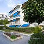 Apartment 10 Minutes From The Tram And The Sea