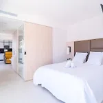 1-Br Apartment Sea View Terrace & Parking