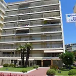 Chambre Idealement Situee A 50M De La Croisette