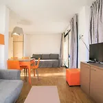 Air Conditioned Apartment With Furnished Terrace Swimming Pool & Parking