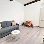 21M With Wifi In The Center And Near The Beach