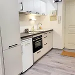 21M With Wifi In The Center And Near The Beach