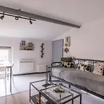 Bright 21M In The Center Ideal For Couple