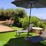 Appartement Charmant Proche Plage De Cavalaire Sur Mer 40 M²