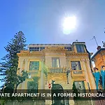 Nestor&Jeeves - Glory Riviera - Central - Close Sea