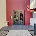 2Br Apartment With Parking Near Monaco