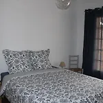 La Pequenita