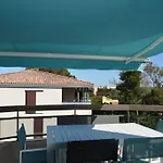 Bel Appartement 2 Pieces 200M Plages