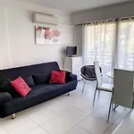 Henri Camille Real Estate - Rouaze - Studio 50M Croisette