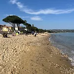 T2- 2Adultes/2Enfants Centre-Ville, Proche Plages