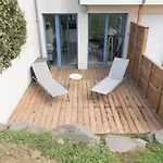 Appartement Face A La Plage Avec Piscine Chauffee