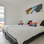 T4 Neuf - Jardin-Terrasse Et Piscine - Acces Direct Plages Et Centre Village - App C 12