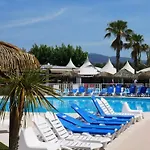 Le Bora Bora Mobilhome Camping Le Montourey 4 Etoiles