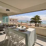 Cannes Luxury Rental - Stunning Sea Front Apartment