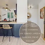 Appartement T2 : Jardin, Piscine, Parking A Sainte-Maxime