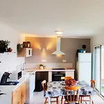 Appartement Cosy Proche Des Plages Et A Proximite De Tout Commerce
