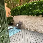 Lovely Spacious Large Patio Heart Of Monaco