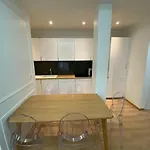 Lovely Spacious Large Patio Heart Of Monaco