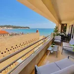 Magnificent 85M With Balconyin Front Of Sea