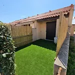 Villa Bord De Mer Avec Belle Terrasse