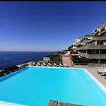 Appartement Loggia Vue Mer Panoramique, Piscine, Parking