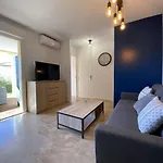 Sainte-Maxime : 3 Pieces, 4 Couchages, Piscine, Calme, Proche Commerces Et Aqualand - Fr-1-226-476