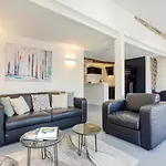 Ross 5- F2, Lumineux, Balcon, Loft, Clim, Vieux-Nice