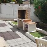 Villa Bananas