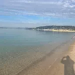 Grand Studio 7 Minutes De La Plage Et Climatise Sur Juan Les Pins