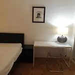 Nice City Centre Beautiful Room