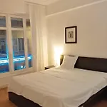 Nice City Centre Beautiful Room
