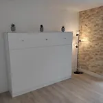 Charmant Studio Lumineux Avec Piscine