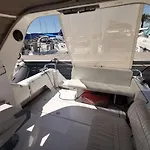 Port De Saint Laurent Du Var - Bateau Moteur