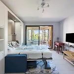 Beau Studio Veranda A Deux Pas De La Mer - Parking Inclus
