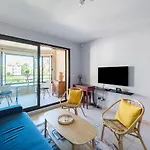 Beau Studio Veranda A Deux Pas De La Mer - Parking Inclus