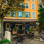 Apartment With Strong Wifi And Parking In Nice Near The Harbor