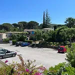 L'Atypique : 2 Chambres // Piscine // Parking
