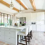Villa Pins