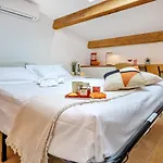 Appartement L'Hirondelle, Maison Authentique Provence
