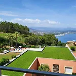 Vue Mer Et Esterel Sur La Baie De Cannes