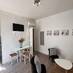 30M Studio In The Heart Of Old Antibes Wifi Air Conditioning