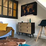 Appartement Atypique Au Centre De Chambery