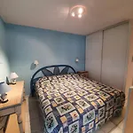 T2 Climatise Au Coeur De Cavalaire, Avec Terrasse, Garage, Proche Des Plages Et Commerces - Fr-1-100-277